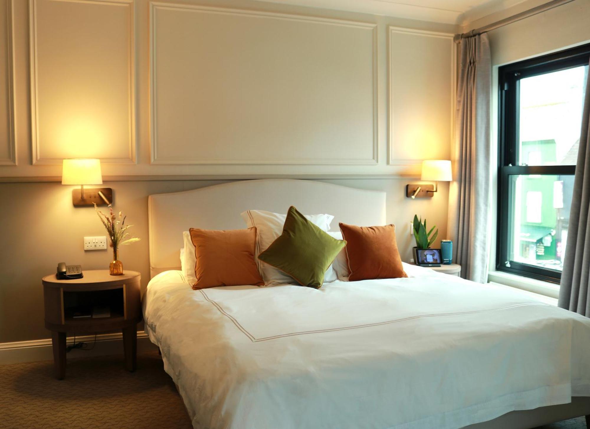 Lansdowne Kenmare Hotel Buitenkant foto